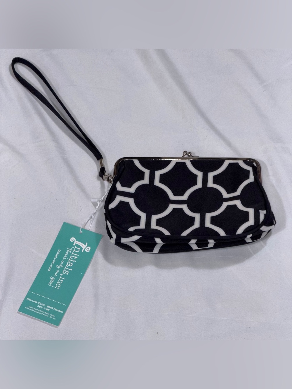 Initials Inc Black White Geometric Kiss Lock Wristlet Clutch NWT